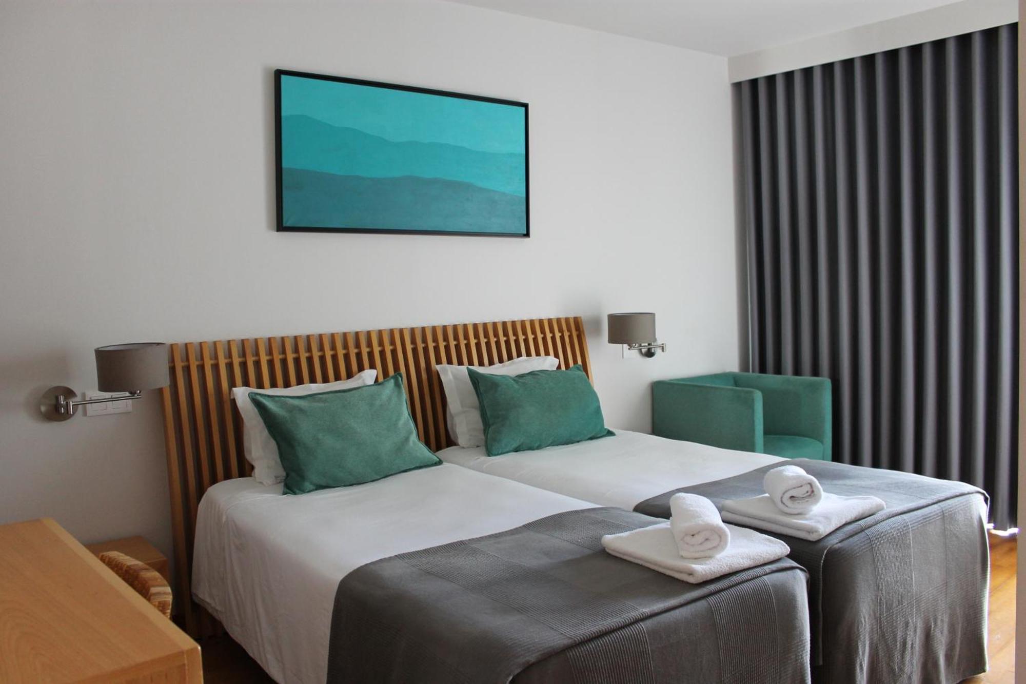 Hotel Paulo VI Rio Maior Exteriör bild